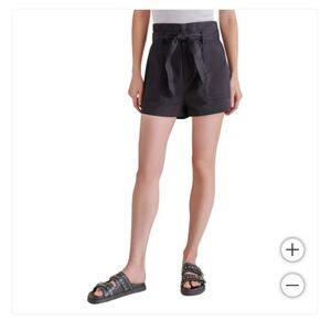 NWT Steve Madden Ladies' black Cinch short size XL